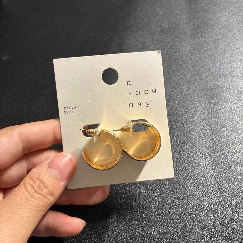 A New Day Gold Hoop‎ Earrings Nickel Free Thick Chunky C-Hoops NWT EA1952SGL